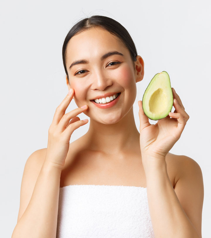 15 Best Homemade Avocado Face Mask Recipes & Their Benefits