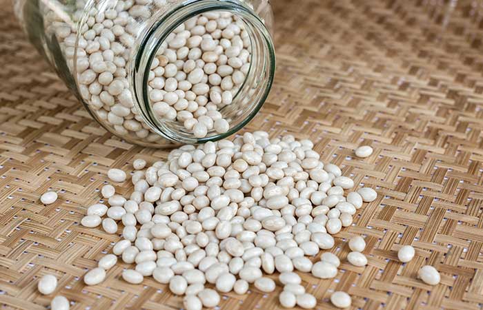 Estrogen-rich white beans