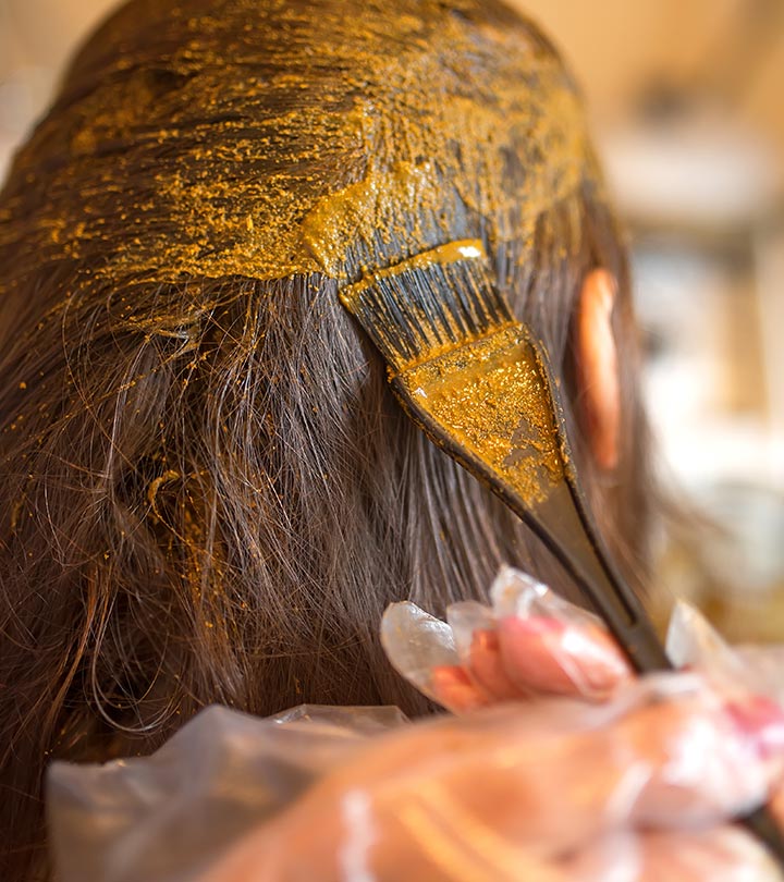 7 Benefits Of Henna Hair Packs, How To Use Them, & Side Effects