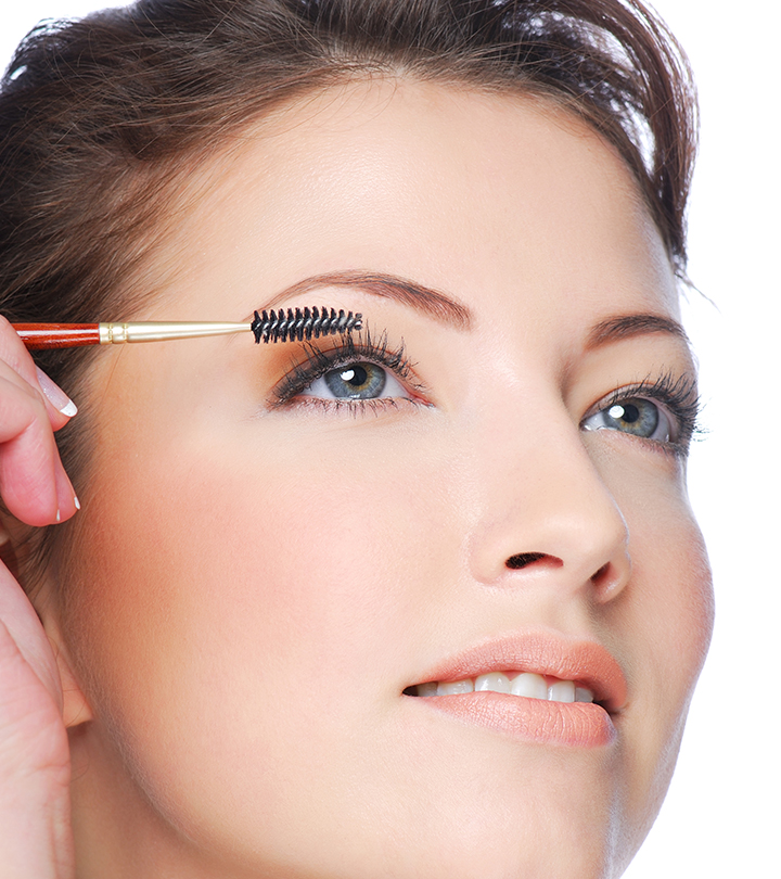 The 15 Best Natural-Looking Mascaras For Lashes